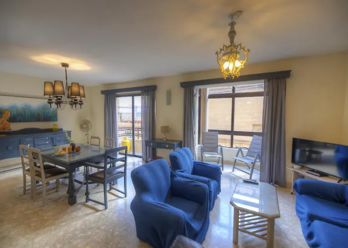 Apartman Large And Bright In The Centre Goslm-2 Sliema