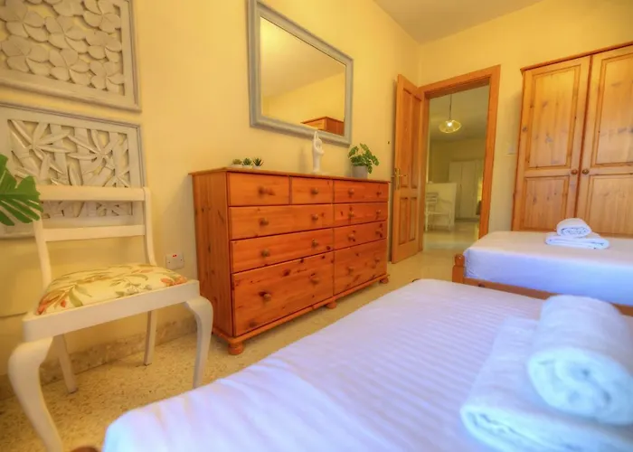 Apartman Large And Bright In The Centre Goslm-2