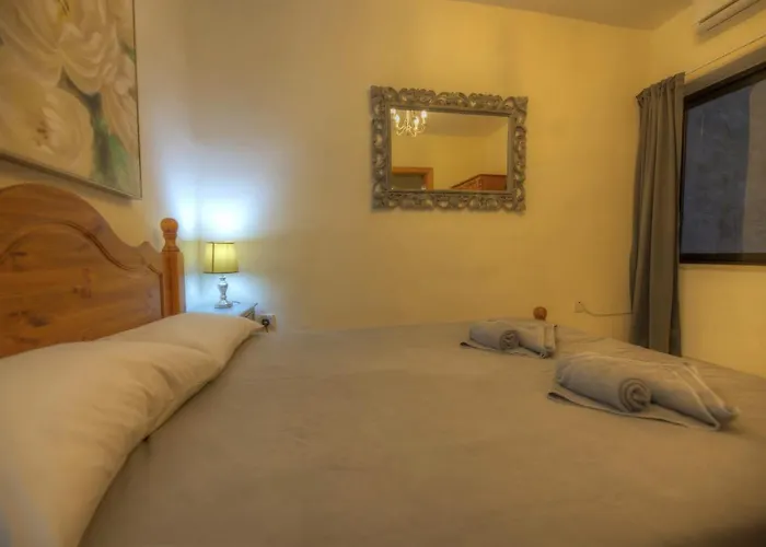 Apartment Large And Bright In The Centre Goslm-2